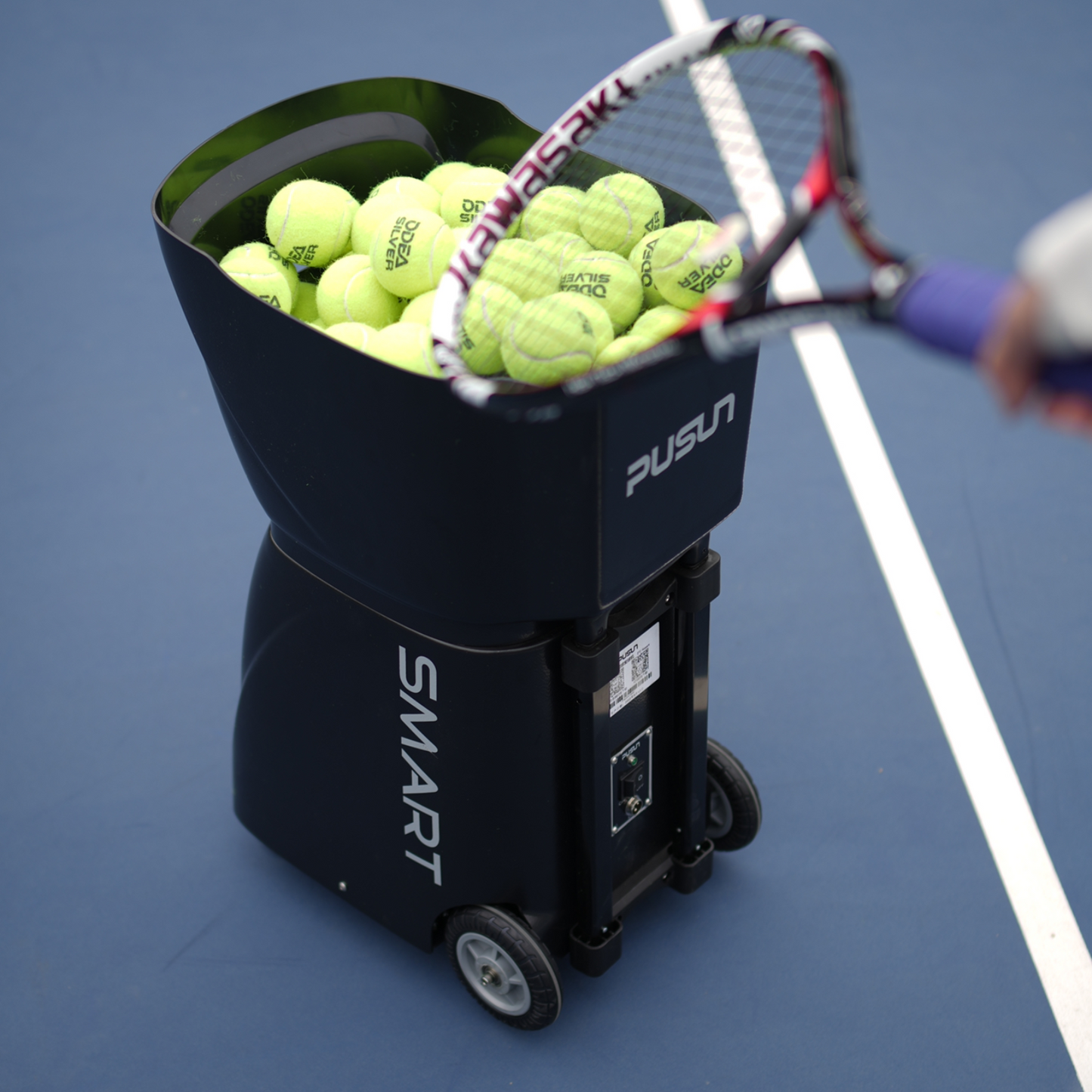 Adjustable settings on the PUSUN Smart Tennis Ball Machine for customized speed, spin, and ball feed control.